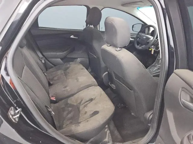 2017 FORD FOCUS SE  