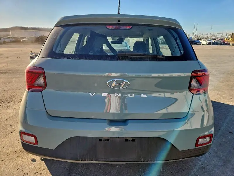 2025 HYUNDAI VENUE SE  