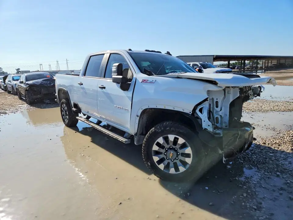2025 CHEVROLET SILVERADO C2500 HEAVY DUTY  
