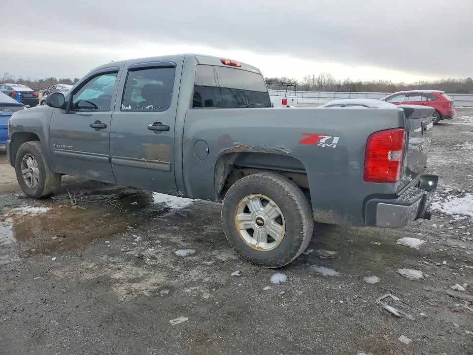 2011 CHEVROLET SILVERADO K1500 LT  