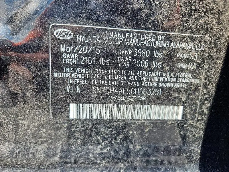 2016 HYUNDAI ELANTRA SE  