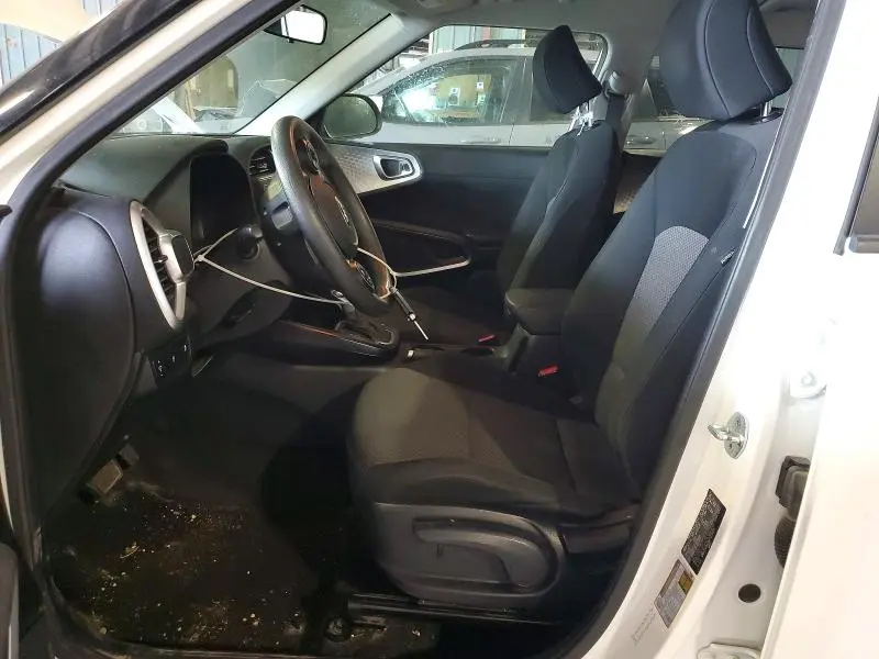 2021 KIA SOUL LX  
