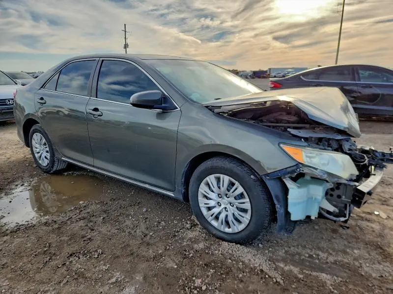 2014 TOYOTA CAMRY L  