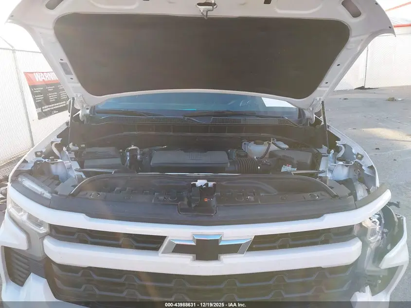 2024 CHEVROLET SILVERADO 1500 4WD  SHORT BED RST