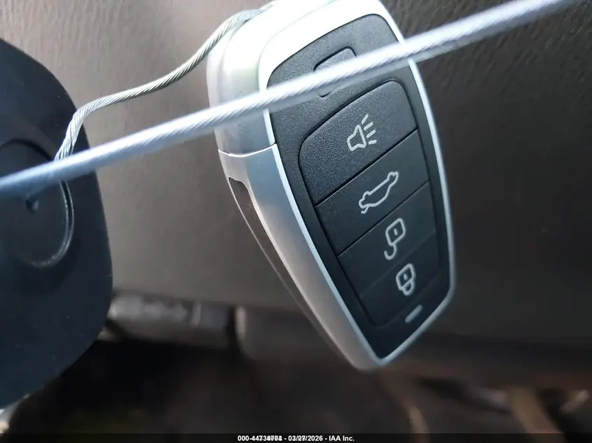 2017 NISSAN ARMADA SL