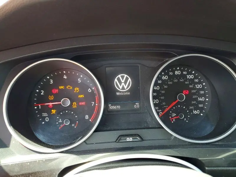 2021 VOLKSWAGEN TIGUAN SE  