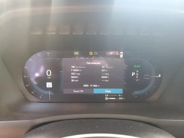 2024 VOLVO XC90 PLUS  