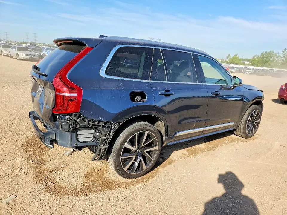 2024 VOLVO XC90 PLUS  