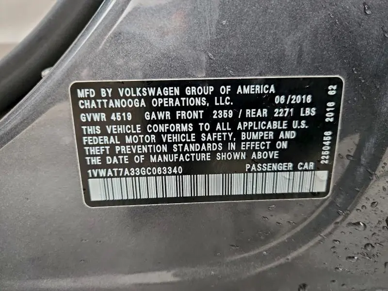 2016 VOLKSWAGEN PASSAT S  