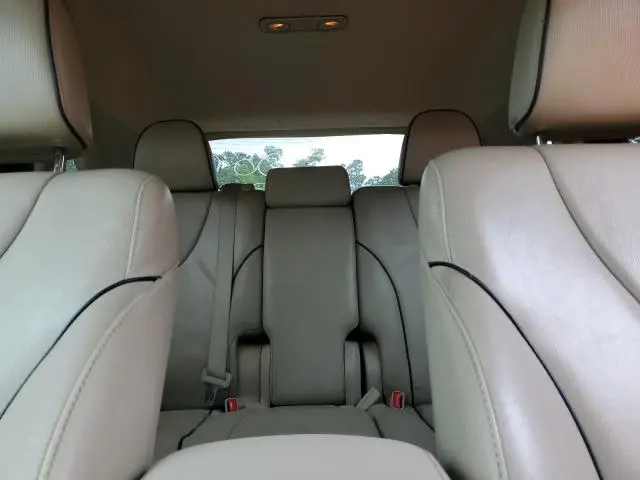 2013 TOYOTA VENZA LE  