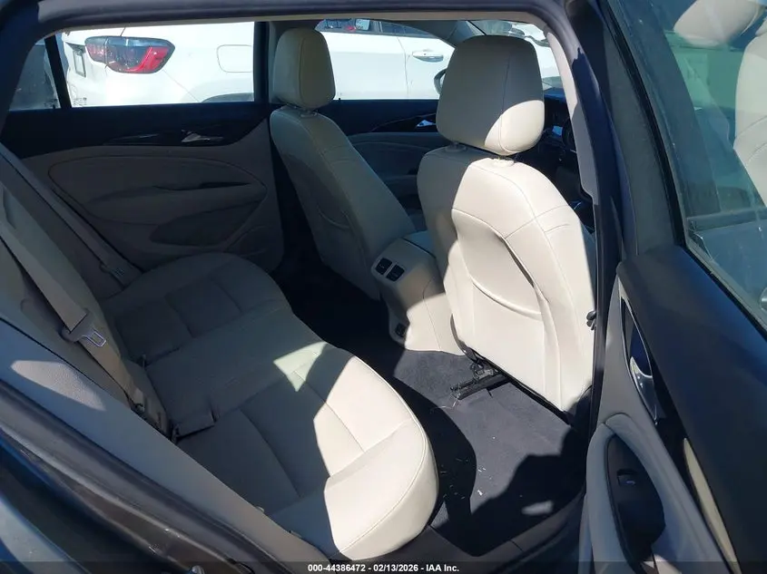 2018 BUICK REGAL TOURX ESSENCE