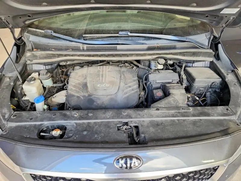 2016 KIA SEDONA LX  