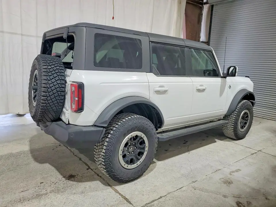 2023 FORD BRONCO BASE  