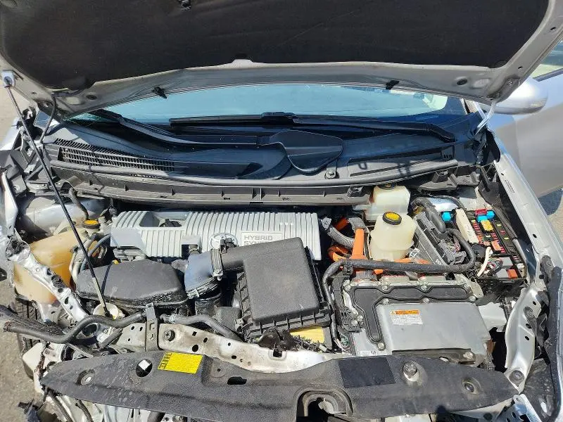 2011 TOYOTA PRIUS THREE  