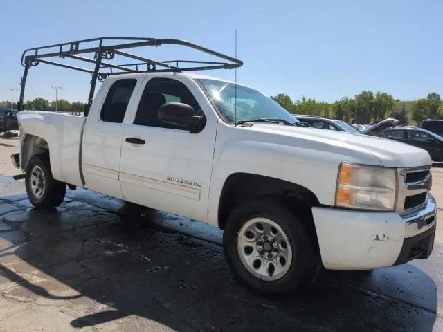 2011 CHEVROLET SILVERADO K1500 LT  