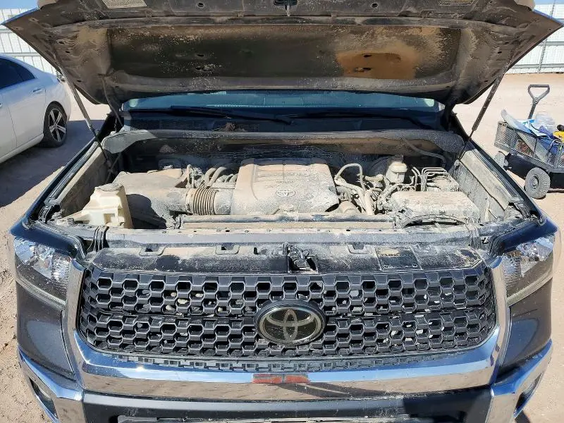 2018 TOYOTA TUNDRA CREWMAX SR5  