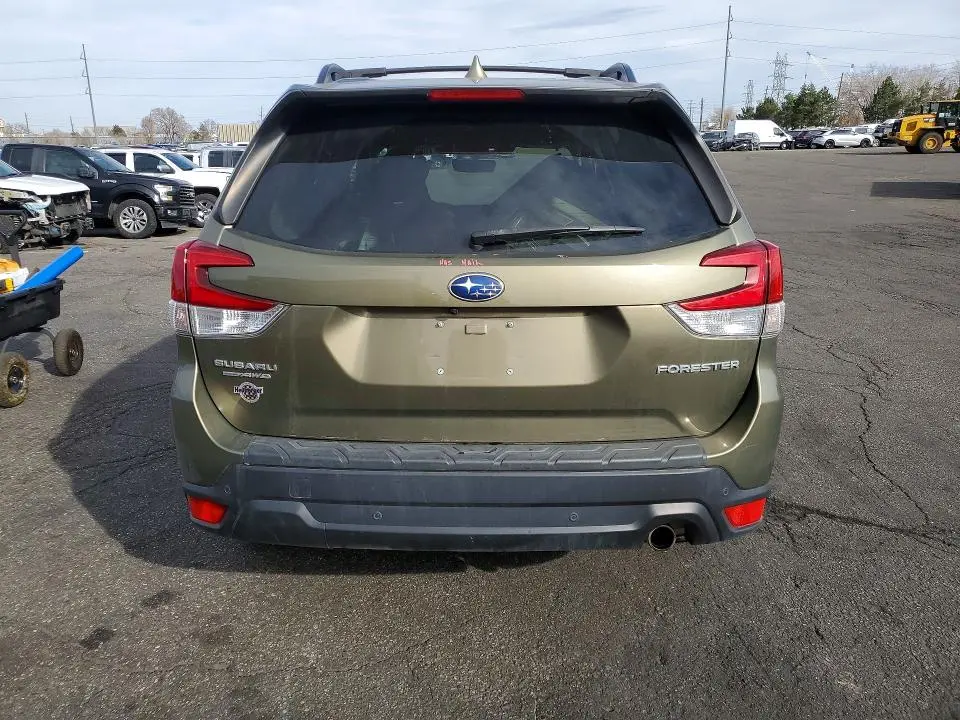 2022 SUBARU FORESTER LIMITED  
