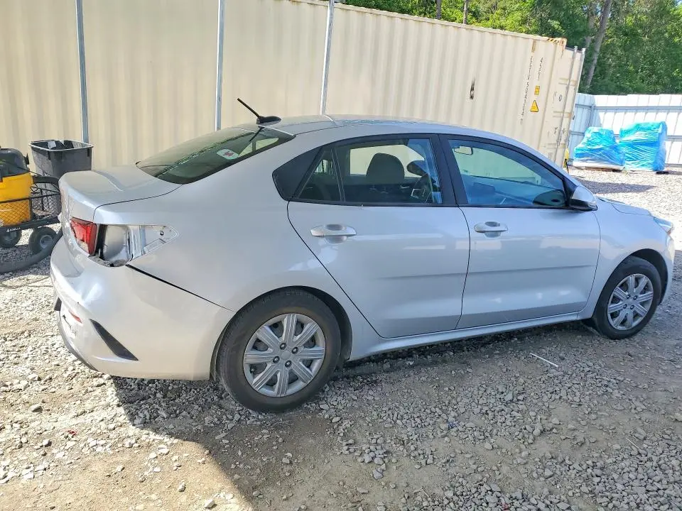 2022 KIA RIO S  