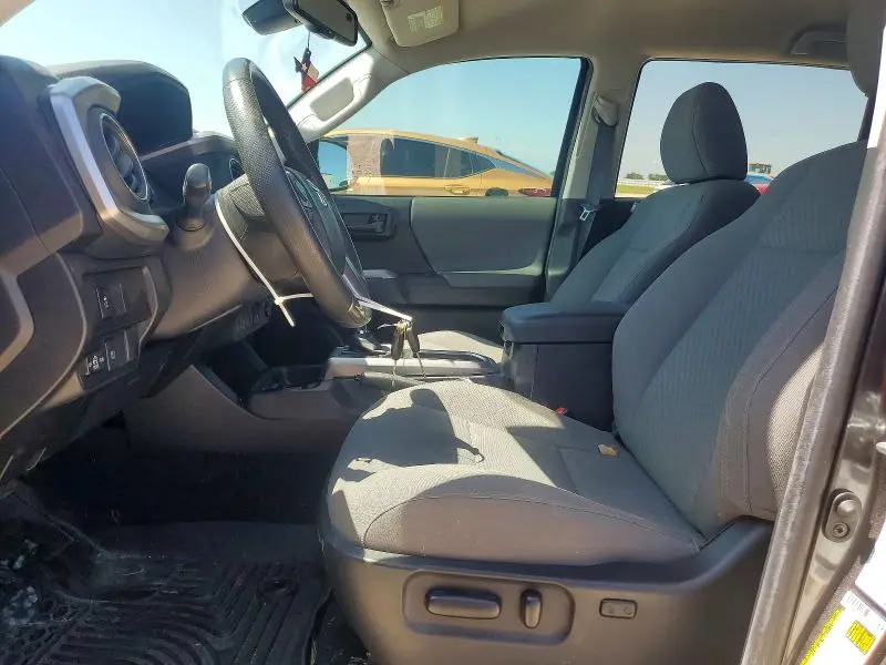 2022 TOYOTA TACOMA SR5 V6  