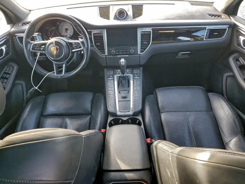 2017 PORSCHE MACAN S  