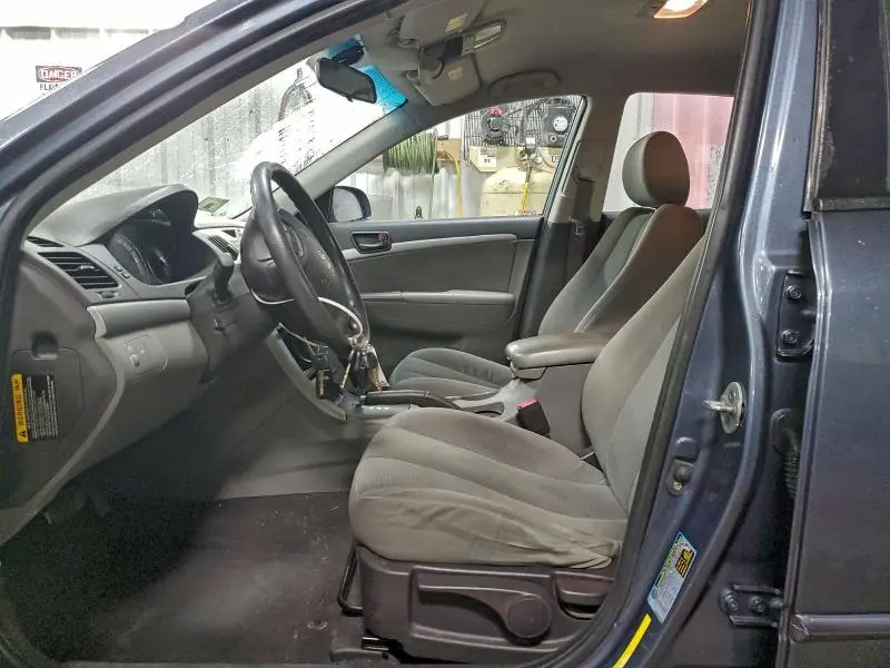 2010 HYUNDAI SONATA GLS  