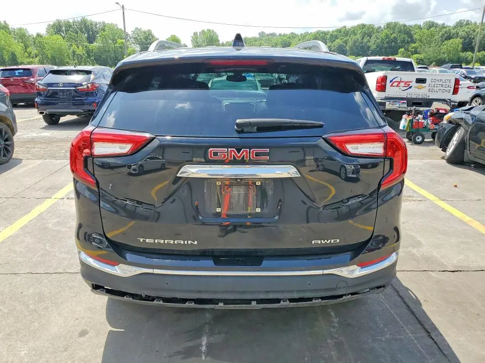 2022 GMC TERRAIN SLT  
