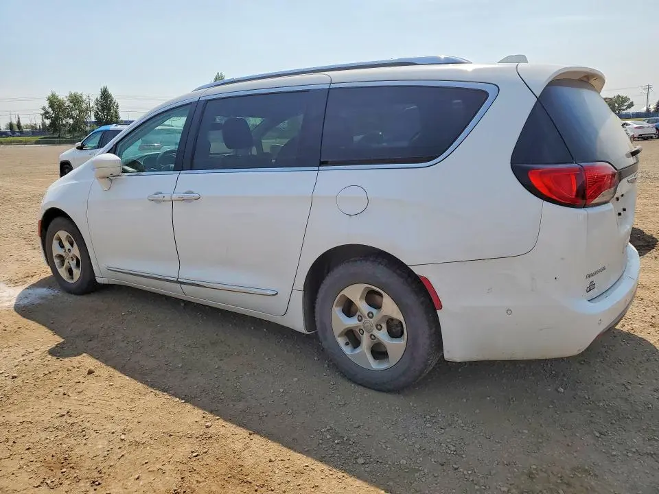 2017 CHRYSLER PACIFICA TOURING L PLUS  