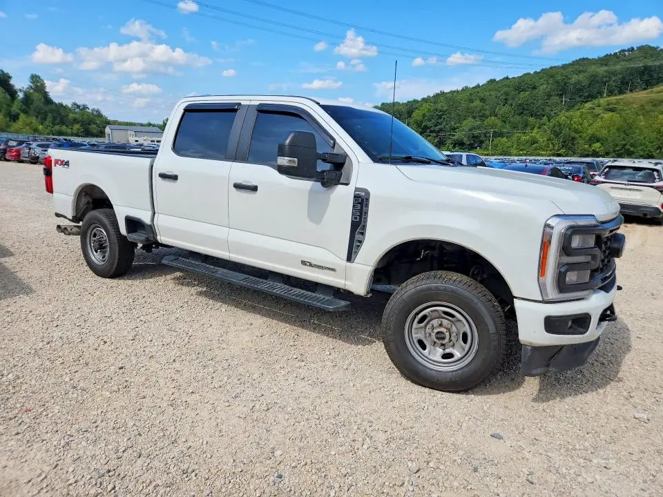 2023 FORD F350 SUPER DUTY  