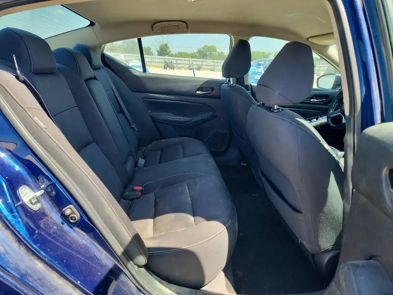 2019 NISSAN ALTIMA S  