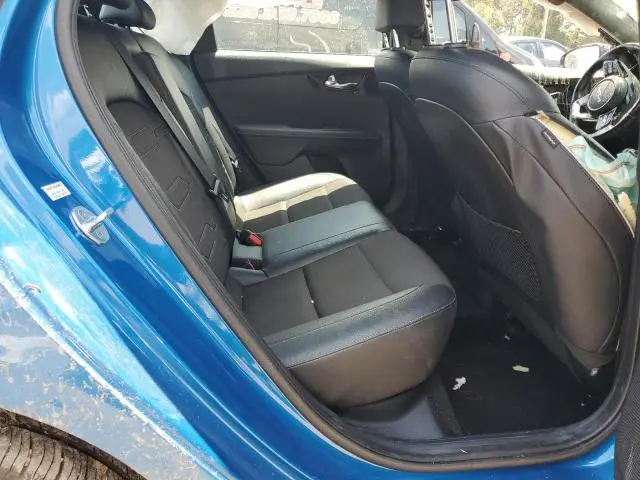 2022 KIA FORTE GT LINE  