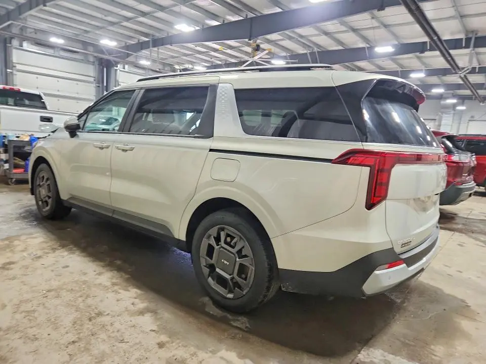 2025 KIA CARNIVAL EX  