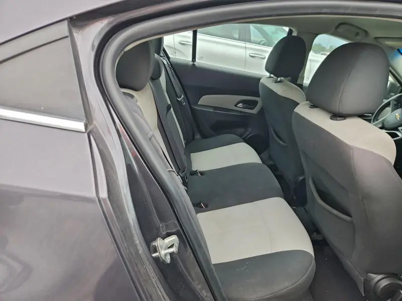 2011 CHEVROLET CRUZE LS  