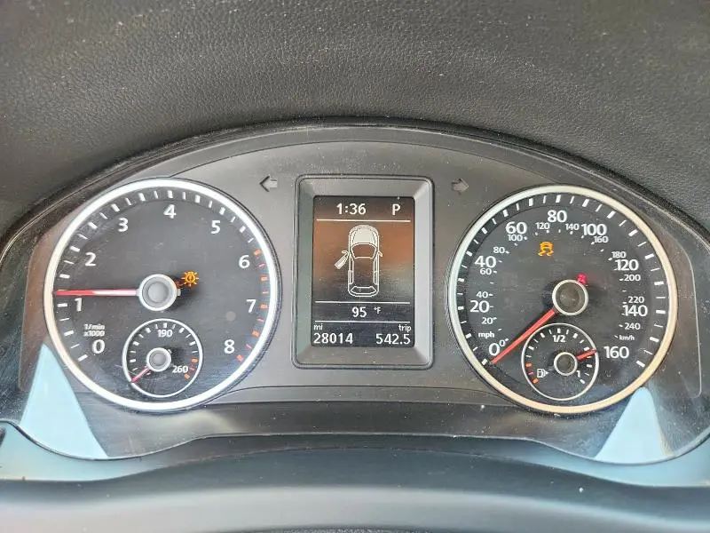 2017 VOLKSWAGEN TIGUAN S  