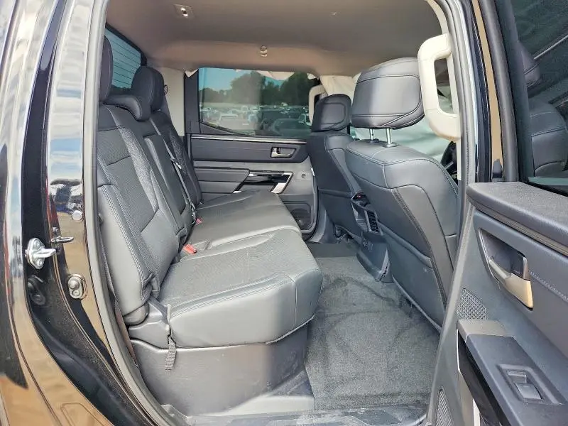 2024 TOYOTA TUNDRA CREWMAX LIMITED  