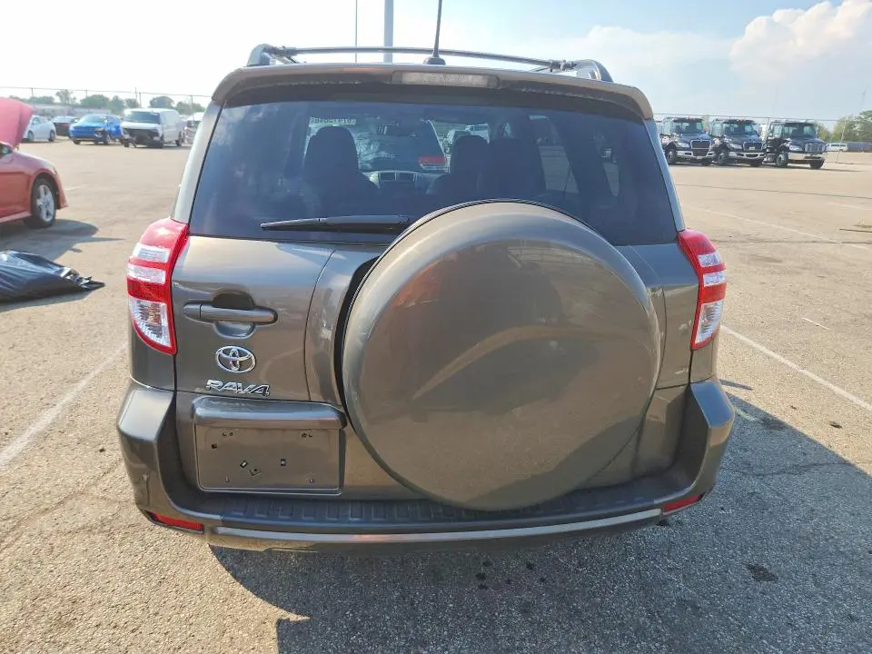 2012 TOYOTA RAV4 BASE  