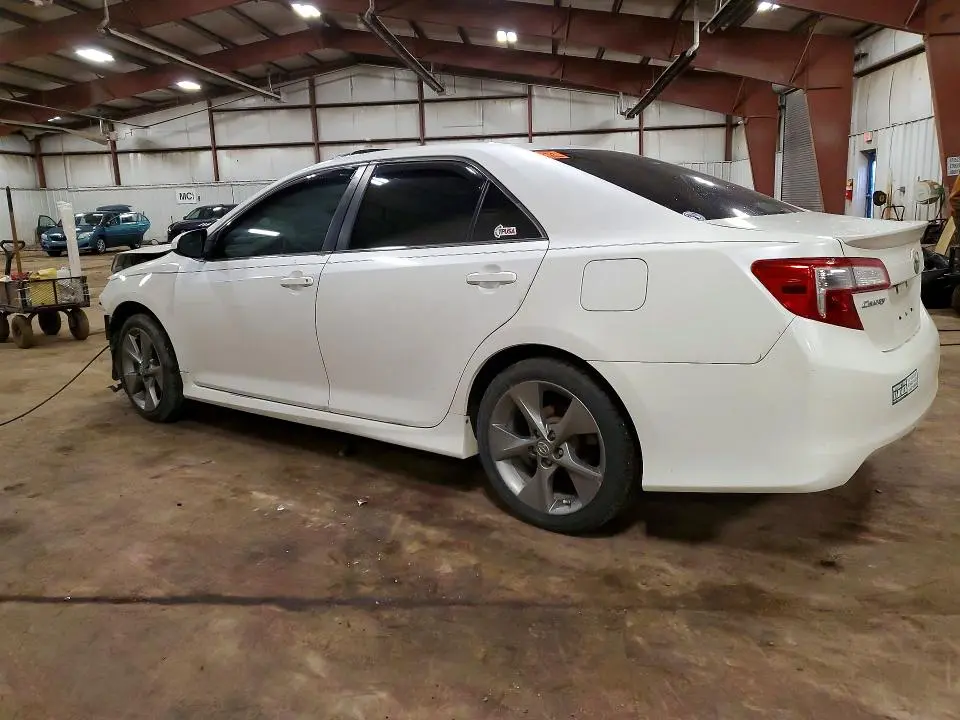 2014 TOYOTA CAMRY SE SPORT  