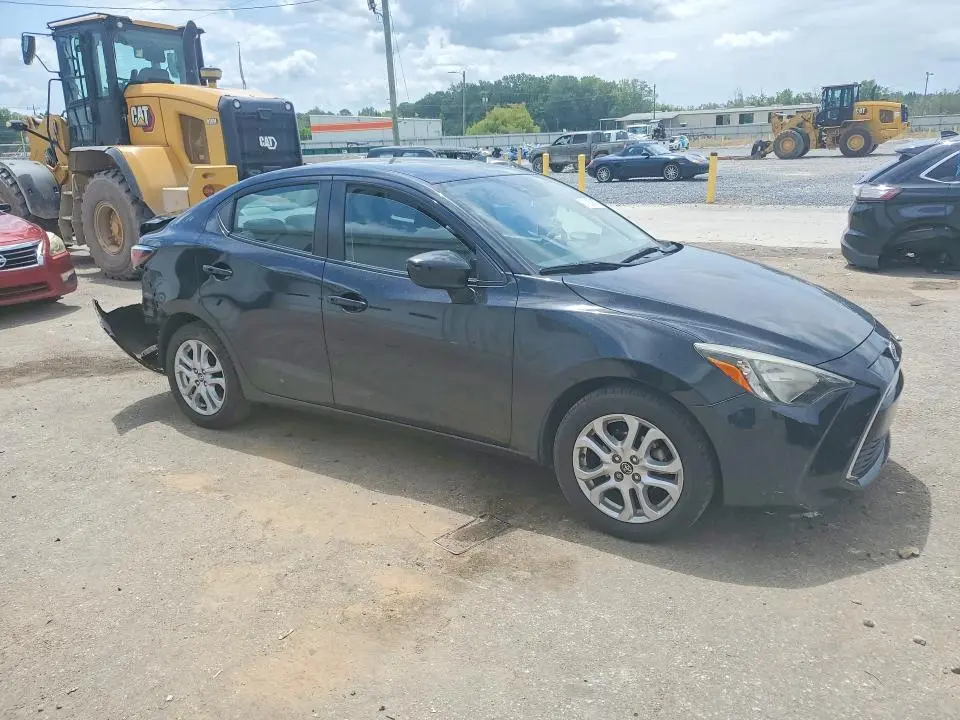 2018 TOYOTA YARIS IA BASE  