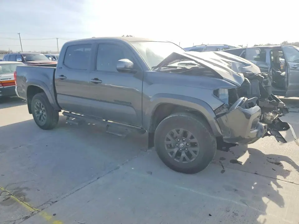 2022 TOYOTA TACOMA DOUBLE CAB  