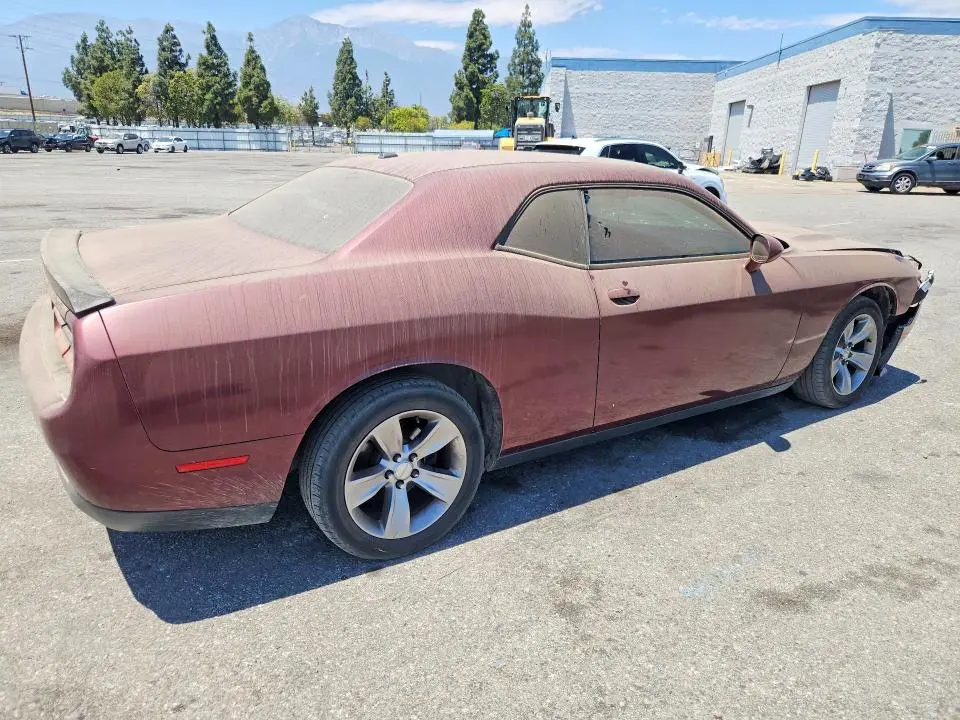 2015 DODGE CHALLENGER SXT  