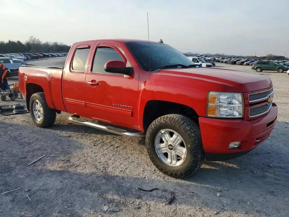 2013 CHEVROLET SILVERADO K1500 LT  