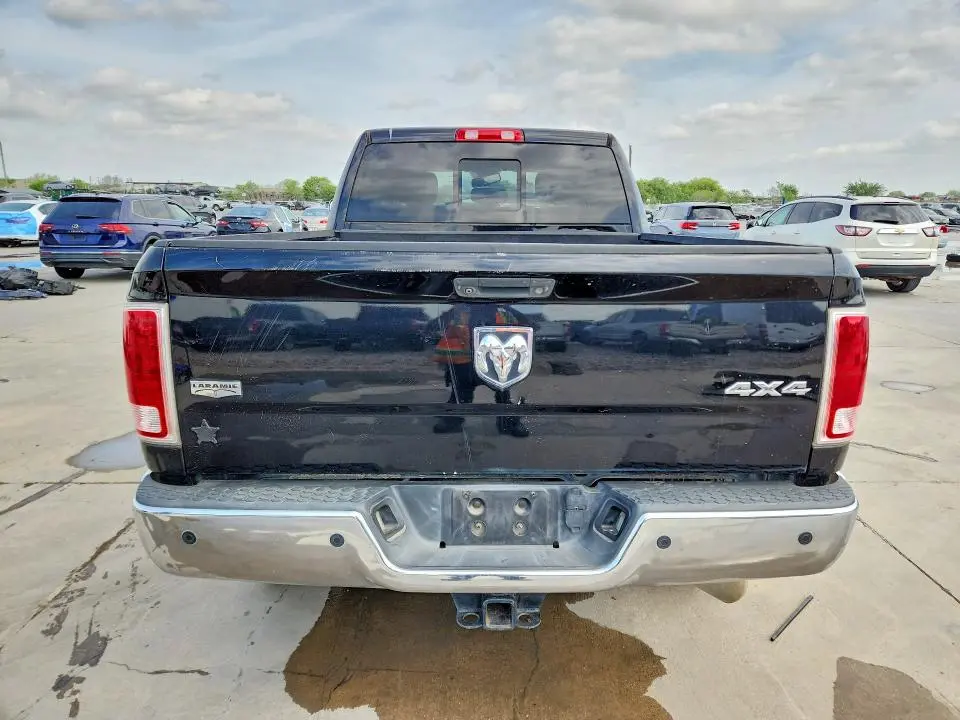 2013 RAM 2500 LARAMIE  