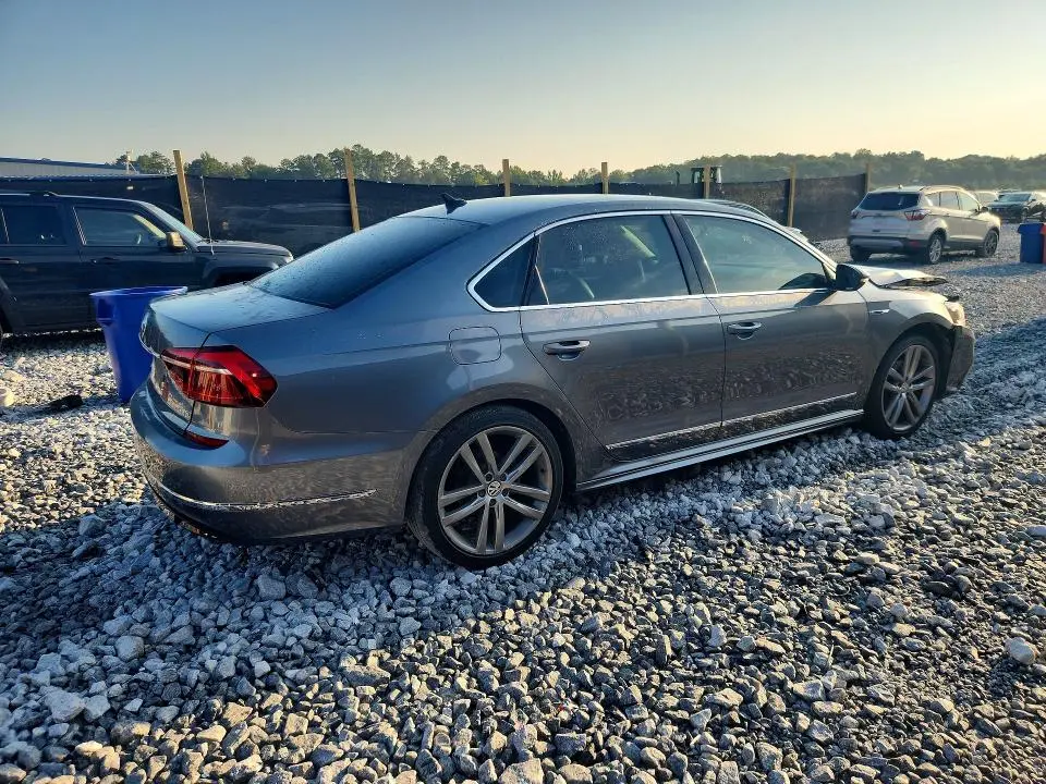 2017 VOLKSWAGEN PASSAT R-LINE  