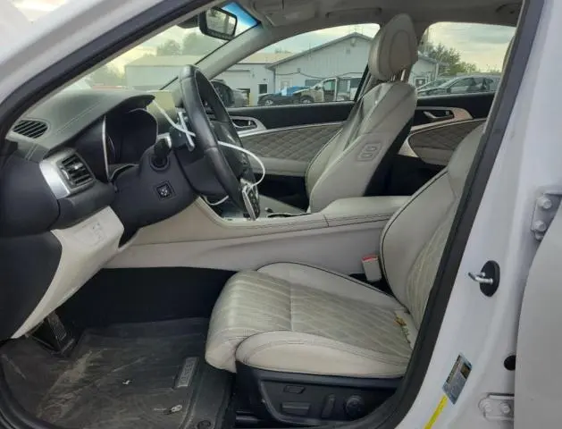 2019 GENESIS G70 PRESTIGE  