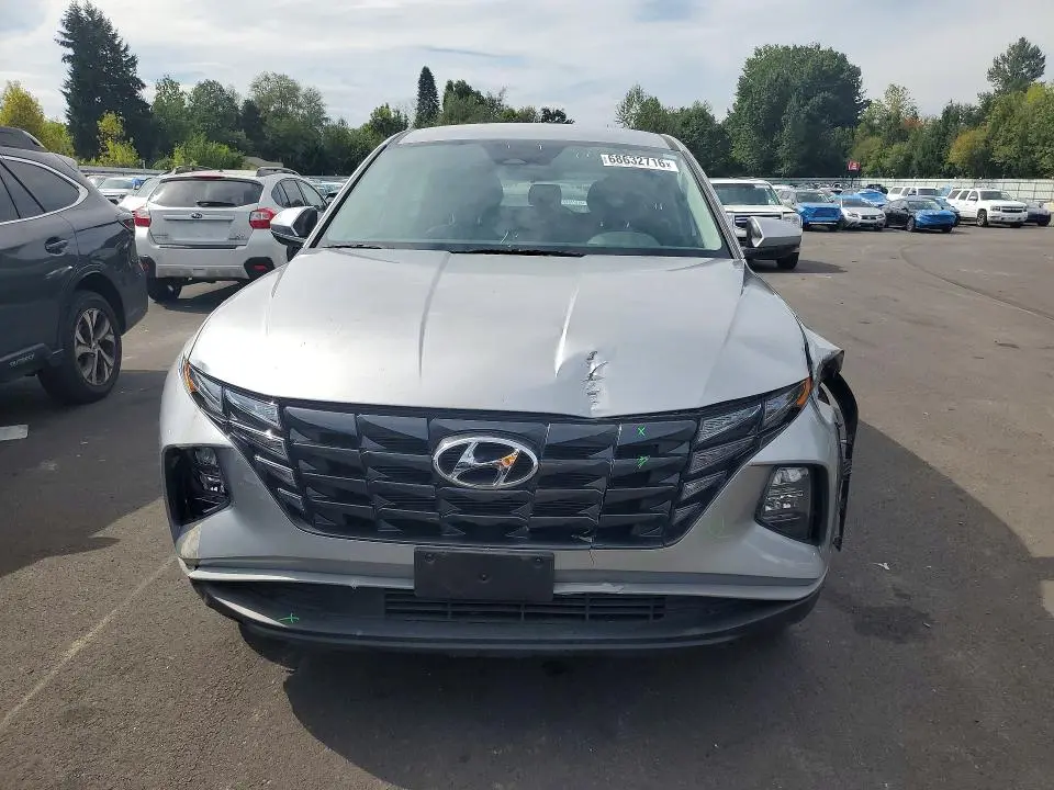 2023 HYUNDAI TUCSON SE  