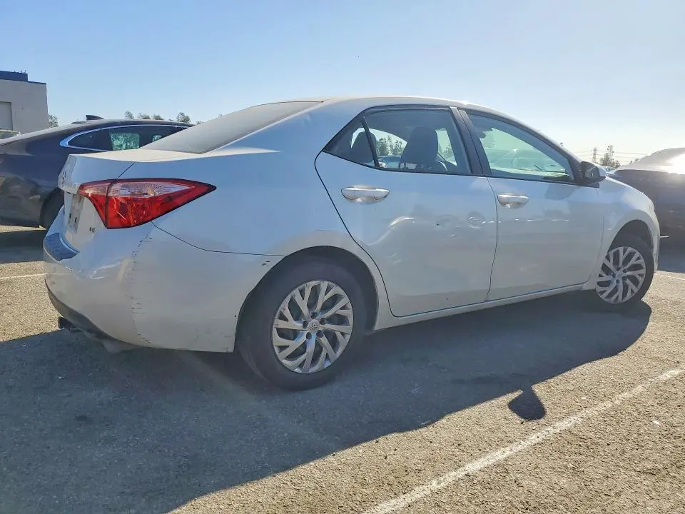 2019 TOYOTA COROLLA L  