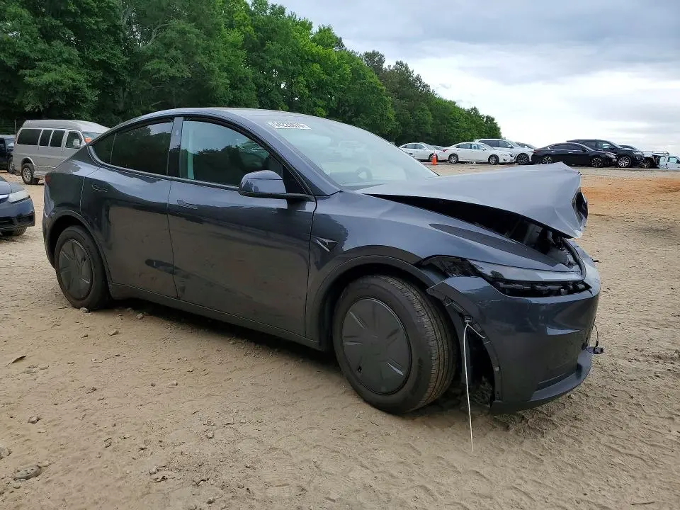 2026 TESLA MODEL Y   