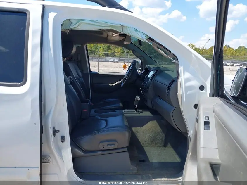 2012 NISSAN FRONTIER SL