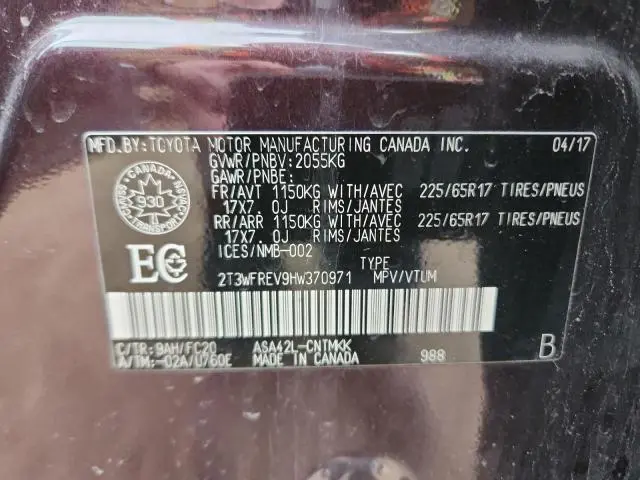 2017 TOYOTA RAV4 XLE  