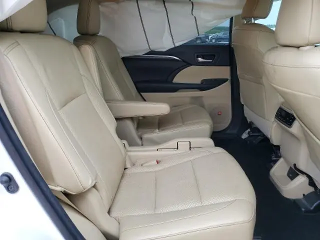 2016 TOYOTA HIGHLANDER LIMITED  