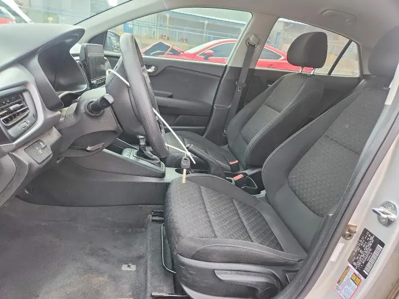 2023 KIA RIO LX  